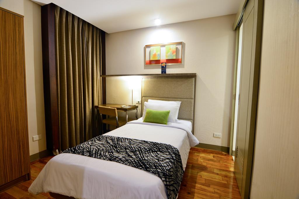 Best Western Antel Spa Hotel Suites San Pedro Makati Exterior foto